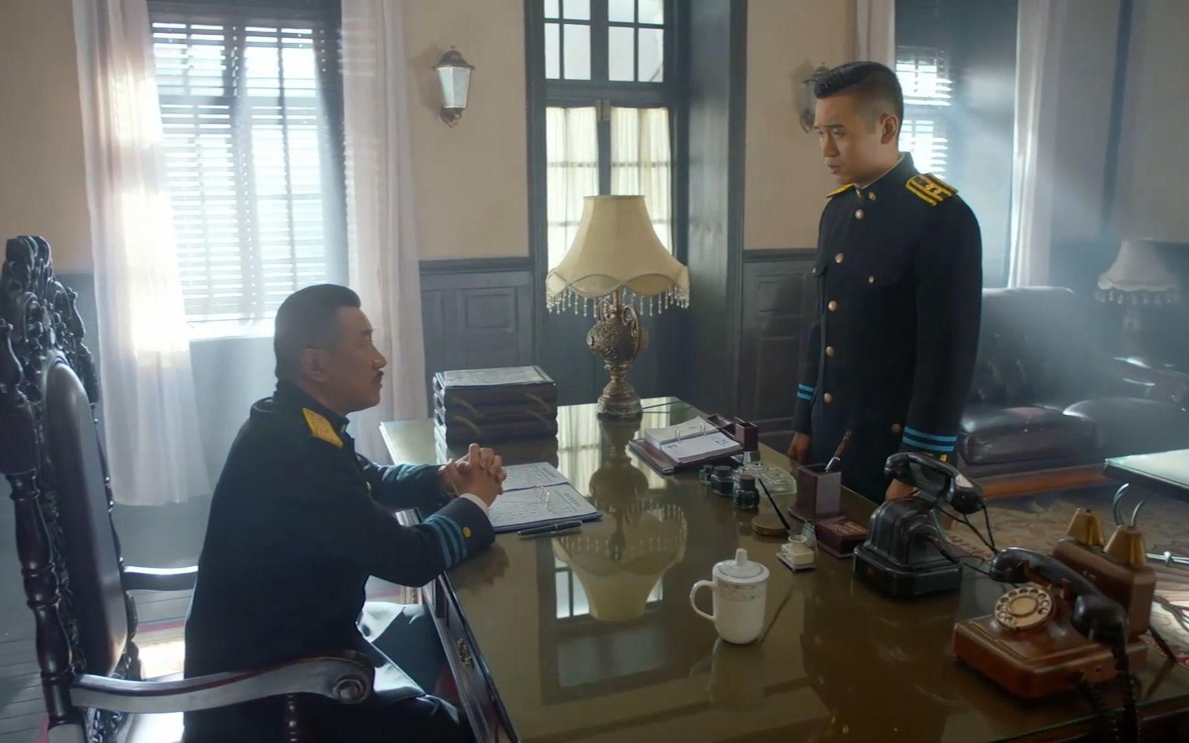 剃刀边缘电视剧,剃刀边缘电视剧免费观看完整版