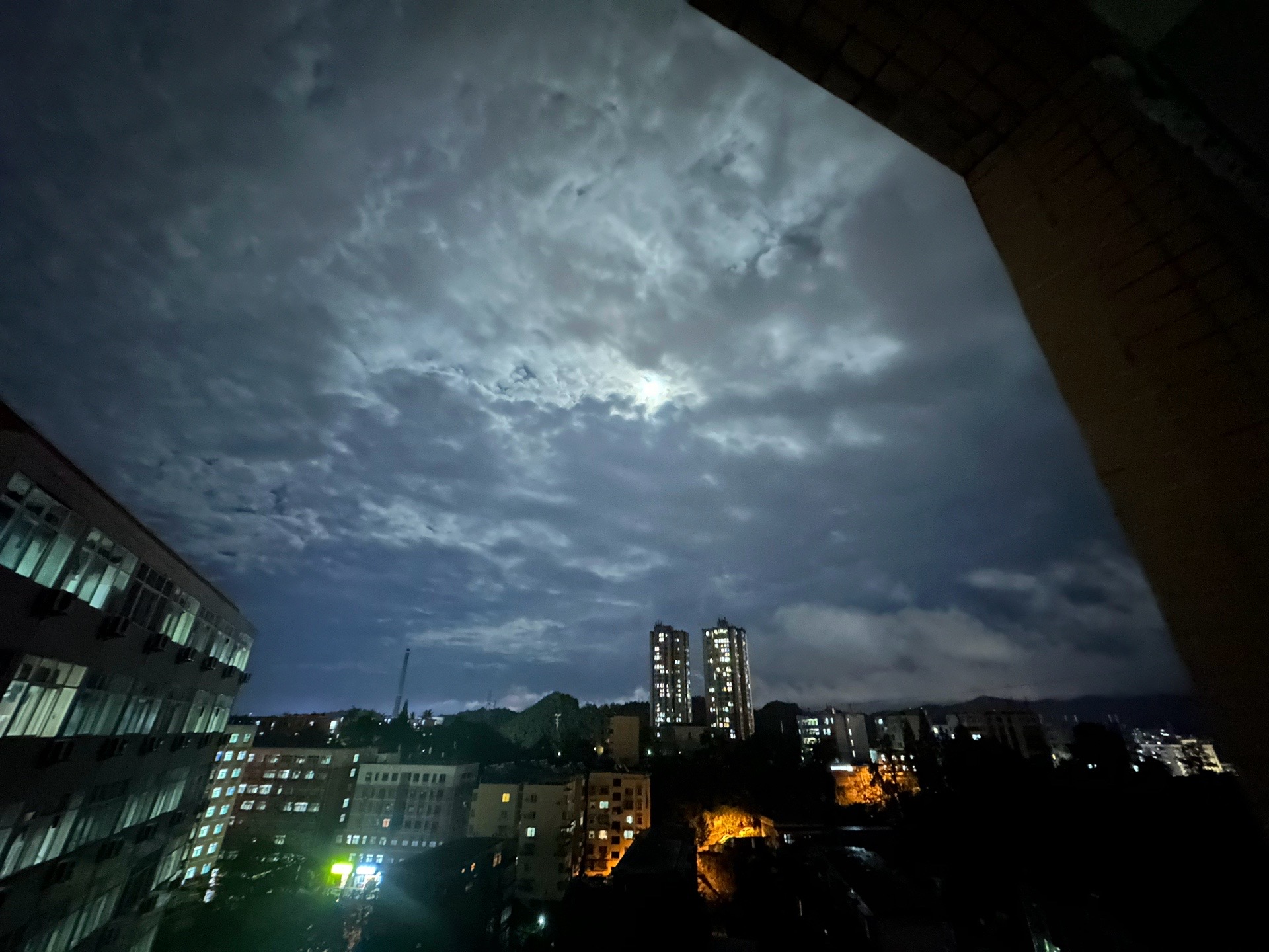 星空下的校园,星空下校园足球场
