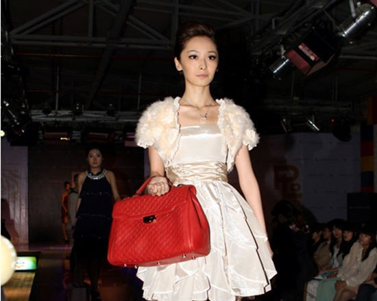 等待绽放剧情介绍,等待绽放演员表介绍