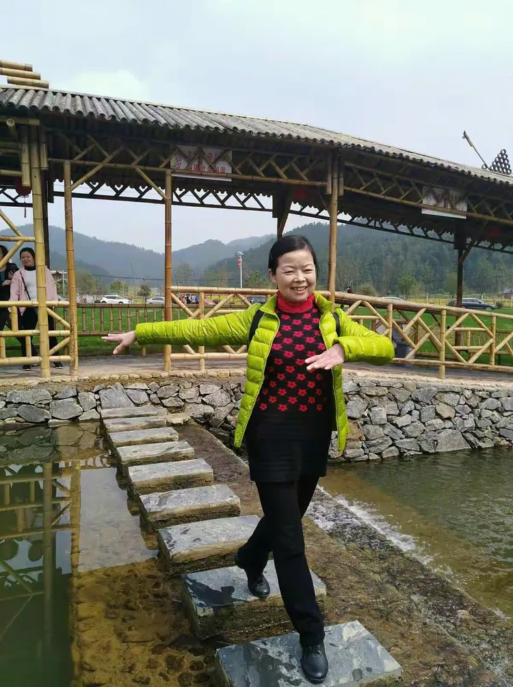 春草剧情介绍,春草是哪一部电视剧