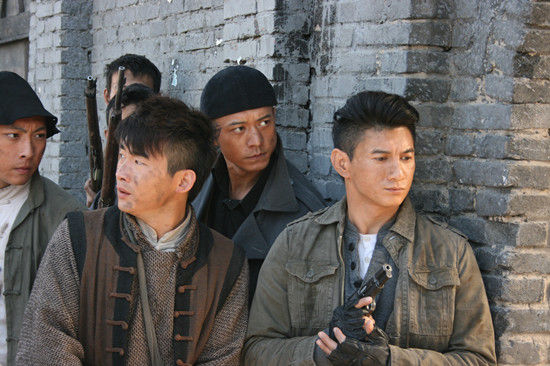 向着炮火前进全集在线观看,向着炮火前进第二集在线观看