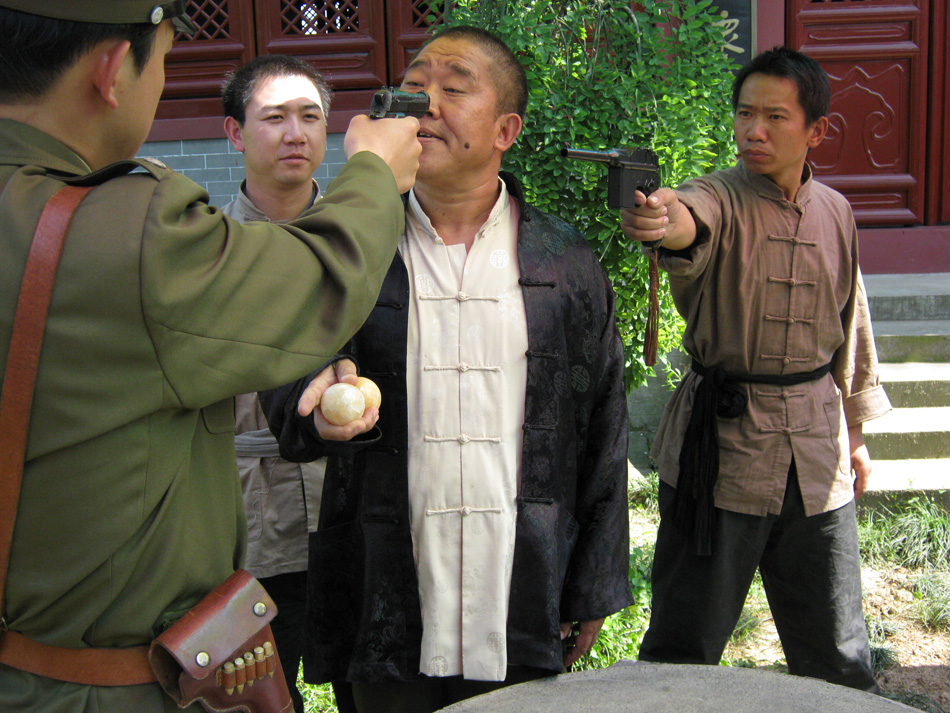 军统枪口下的女人剧情介绍,军统枪口下的女人 剧情