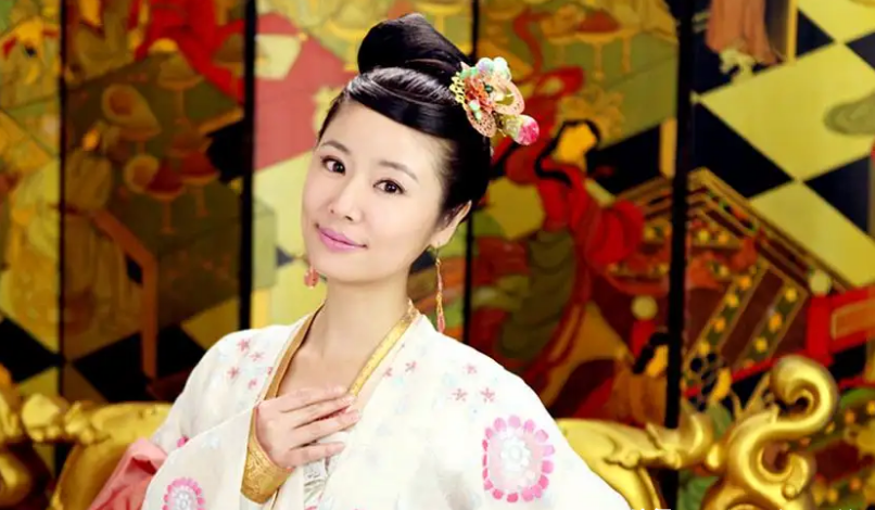 倾世皇妃剧情介绍,倾世皇妃剧情介绍怀孕第几集