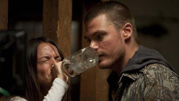 我唾弃你的坟墓在线看,我唾弃你的坟墓在线观看 rmvb 下载