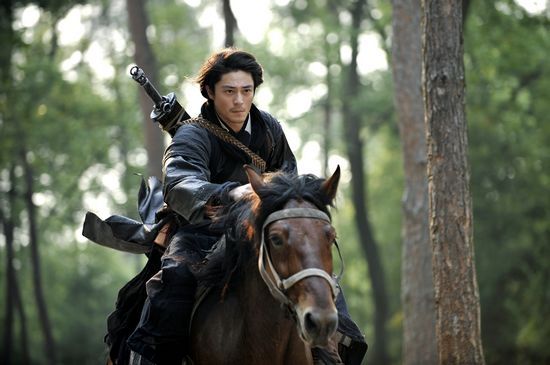 怪侠一枝梅剧情,怪侠一枝梅编剧