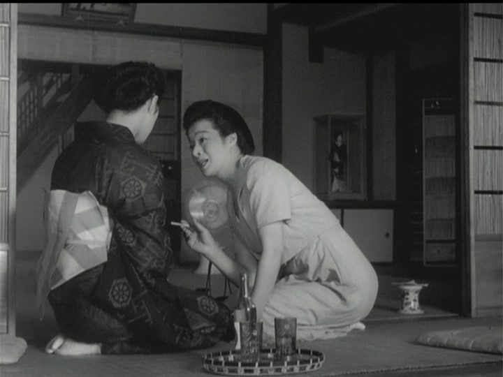电影村妓,村寨妇女