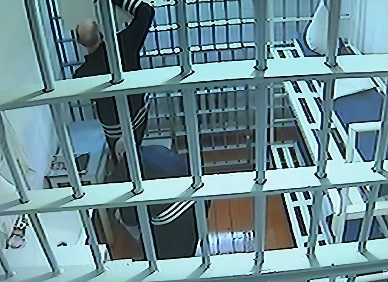 电影监狱不设防,监狱不设防电影简介 电影监狱不设防,监狱不设防电影简介