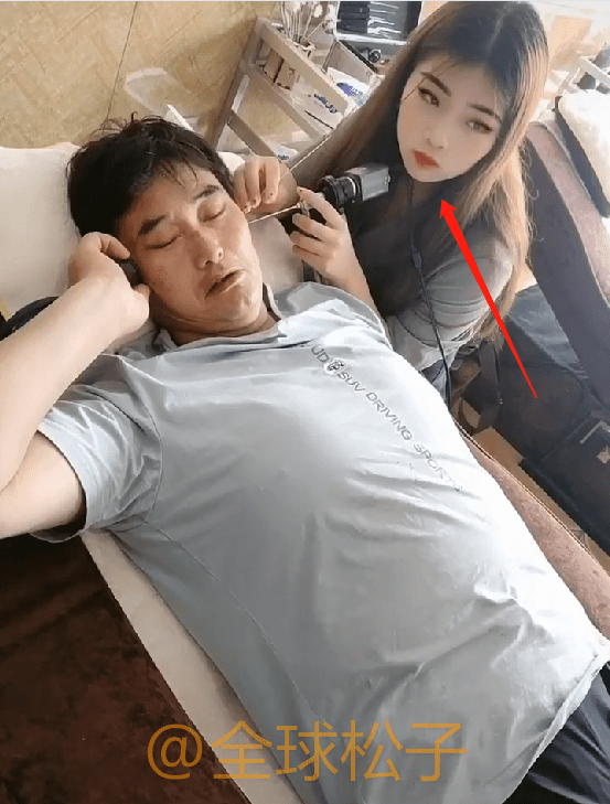 美容室:特殊服务2电影的简单介绍